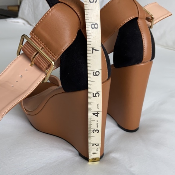 Julianne Hough wedge heels - Picture 4 of 8